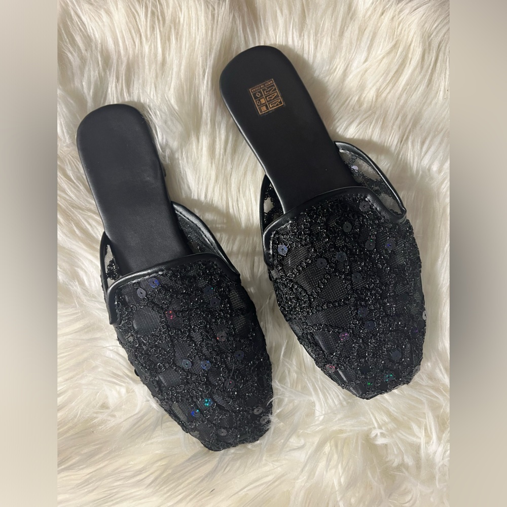 Elegant Black Sequin Mules - Picture 5 of 6